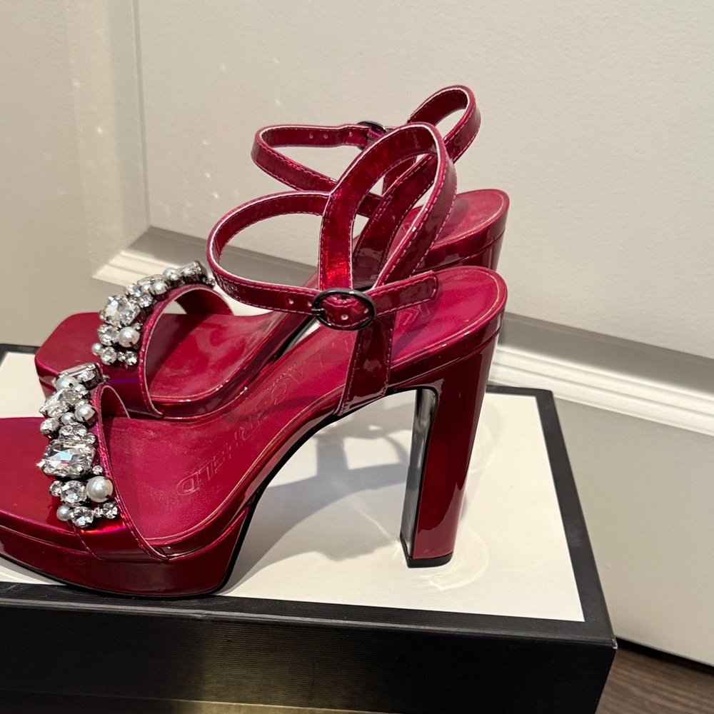 Elegant Pink Platform Heels with Crystal Embellishments - Picture 5 of 8